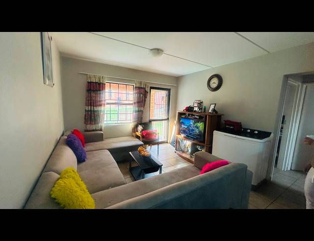 2 BEDROOM FLAT FOR SALE IN ALVEDA